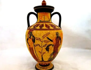 Red figured Corinthian Amphora