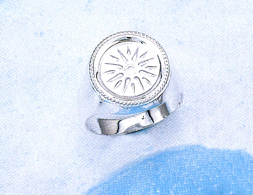ad198.jpg Vergina Sun Ring
