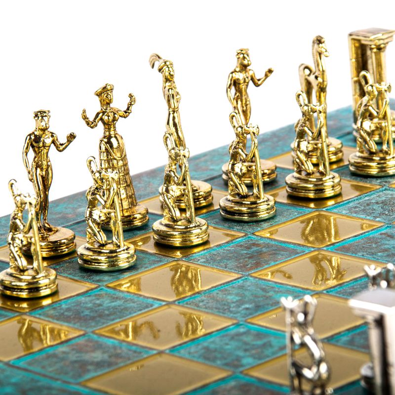 s8new-6 Minoan Warriors Chess Set