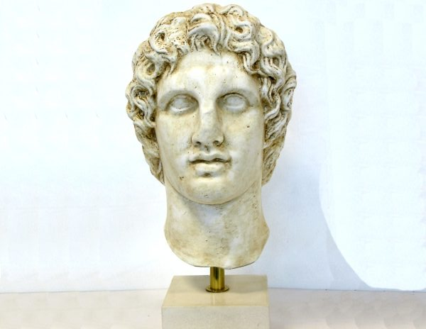 Bust of Alexander the Great, 335 BC.
Acropolis Museum, Athens.